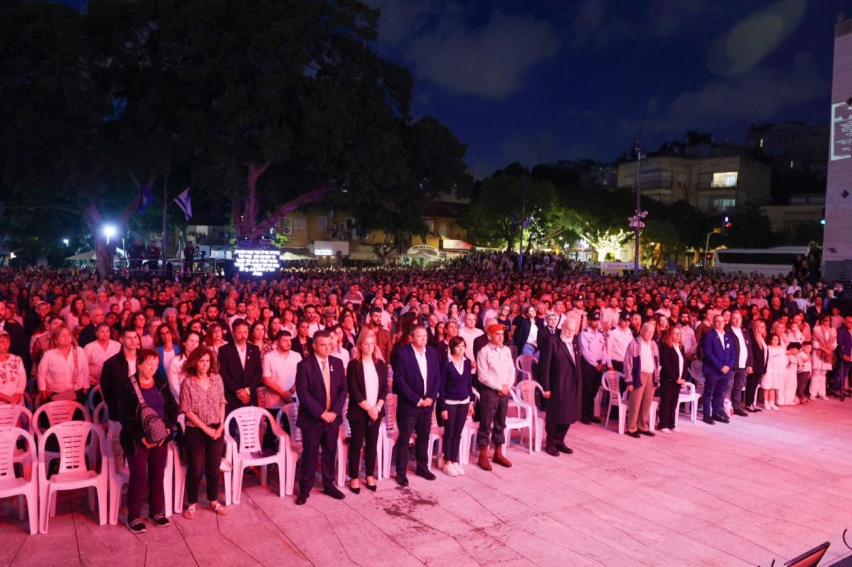 אלפים הגיעו להשתתף בטקס המרכזי (צילום: אורי חבושי)