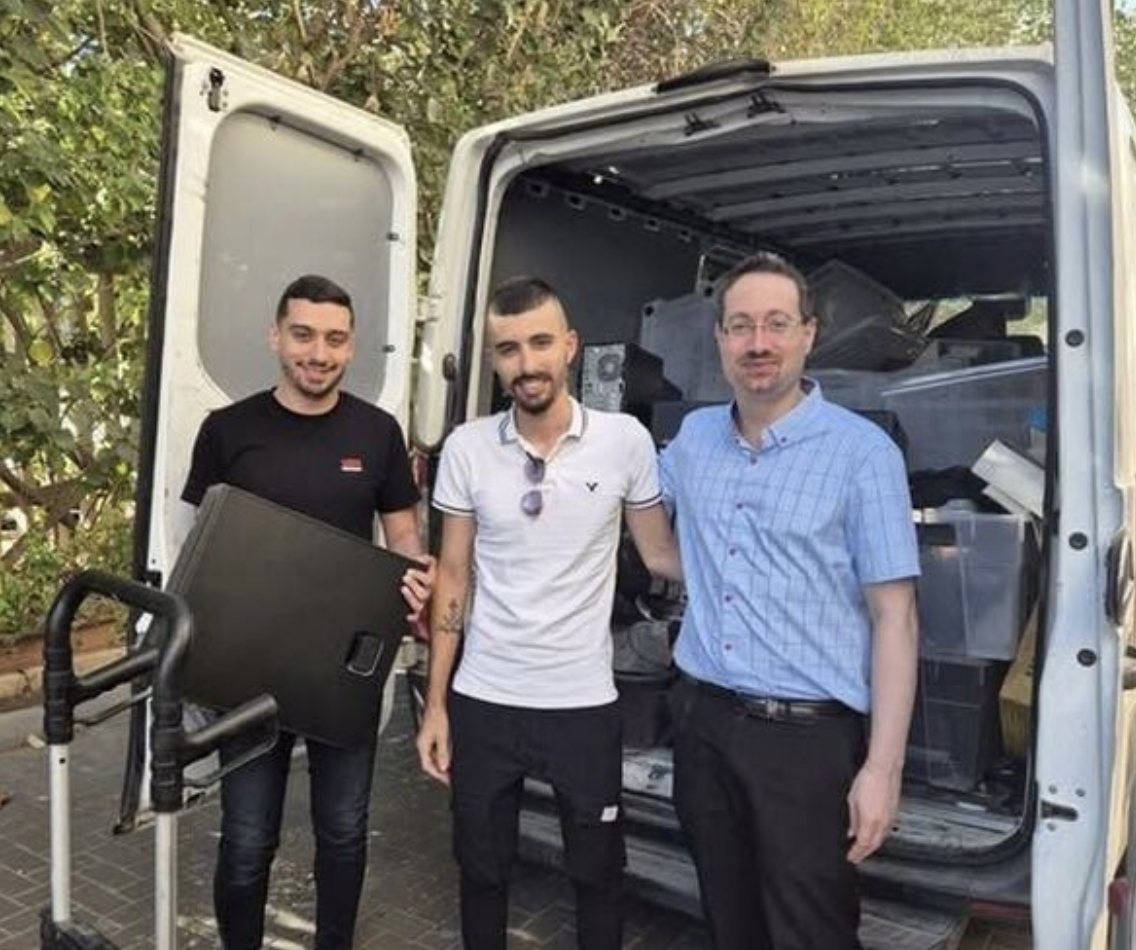 צילום מעמוד הפייסבוק של האקדמית רמת-גן