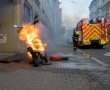 בגלל סוללה: פצוע בינוני בשריפה שפרצה במקלט בארזי הבירה | צפו