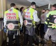 דרמה באמצע הרחוב: בן 60 איבד הכרתו ופונה לבית החולים