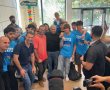 ראש הממשלה לשעבר נפתלי בנט, סגן ראש העיר אסף וייס וחה״כ יוראי להב הרצנו (ביחד) בביקור בתיכון בליך ברמת גן