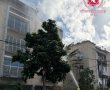שריפה בבניין מגורים ברחוב לב הזהב  ברמת גן – צוותי כיבוי והצלה פועלים במקום